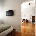 Apartment - Location