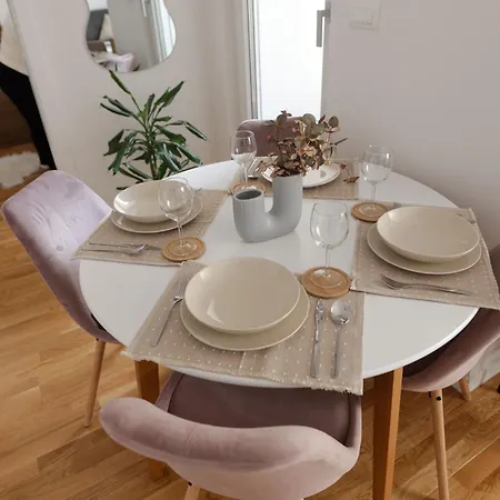 Luka Centar Apartment *